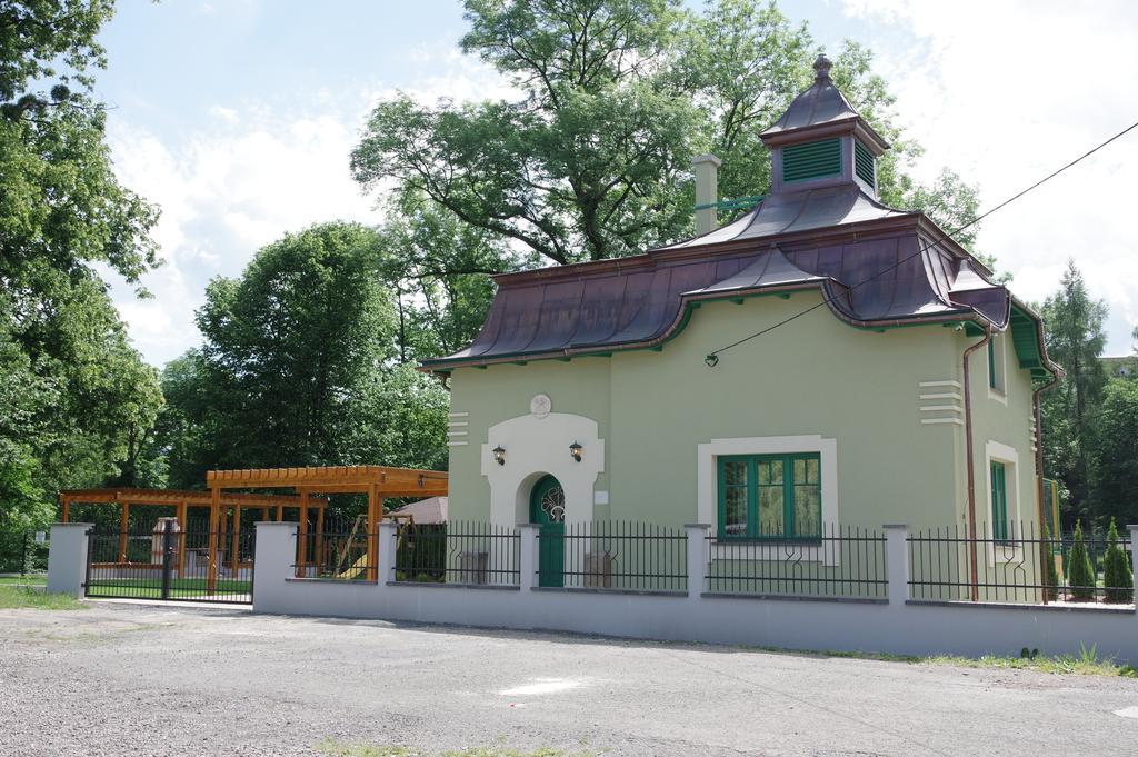 Frenštát pod Radhoštěm Vilka Marticusヴィラ エクステリア 写真